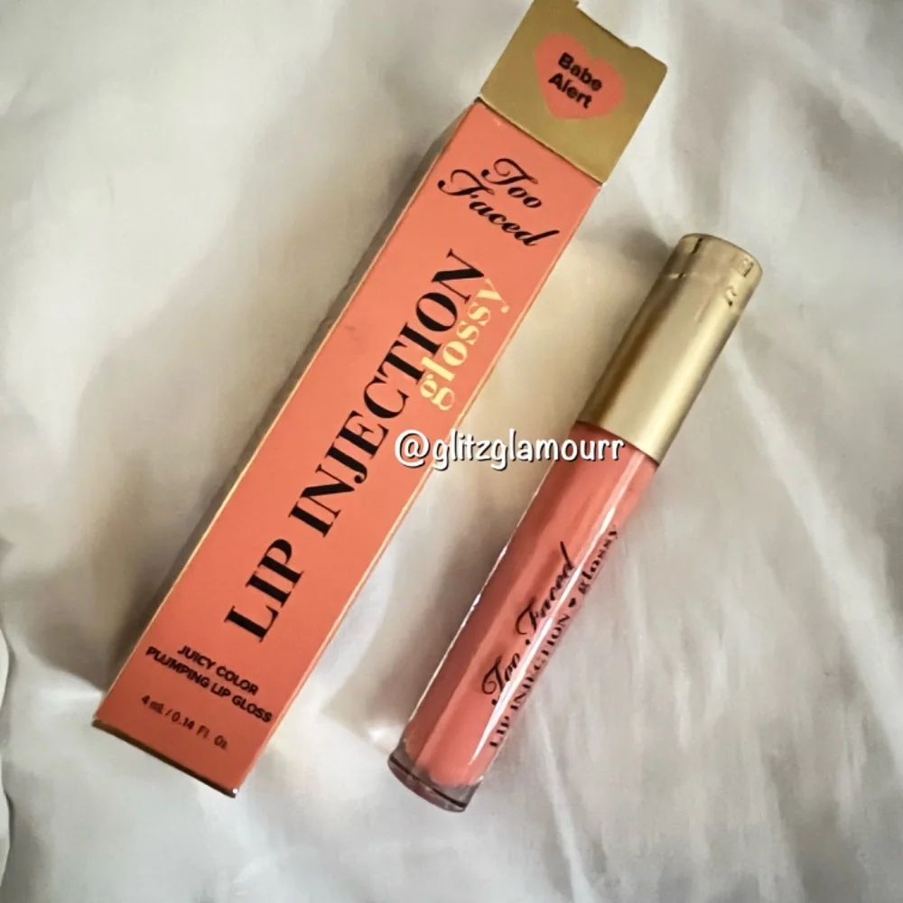 ✨Too Faced Lip Injection Glossy✨